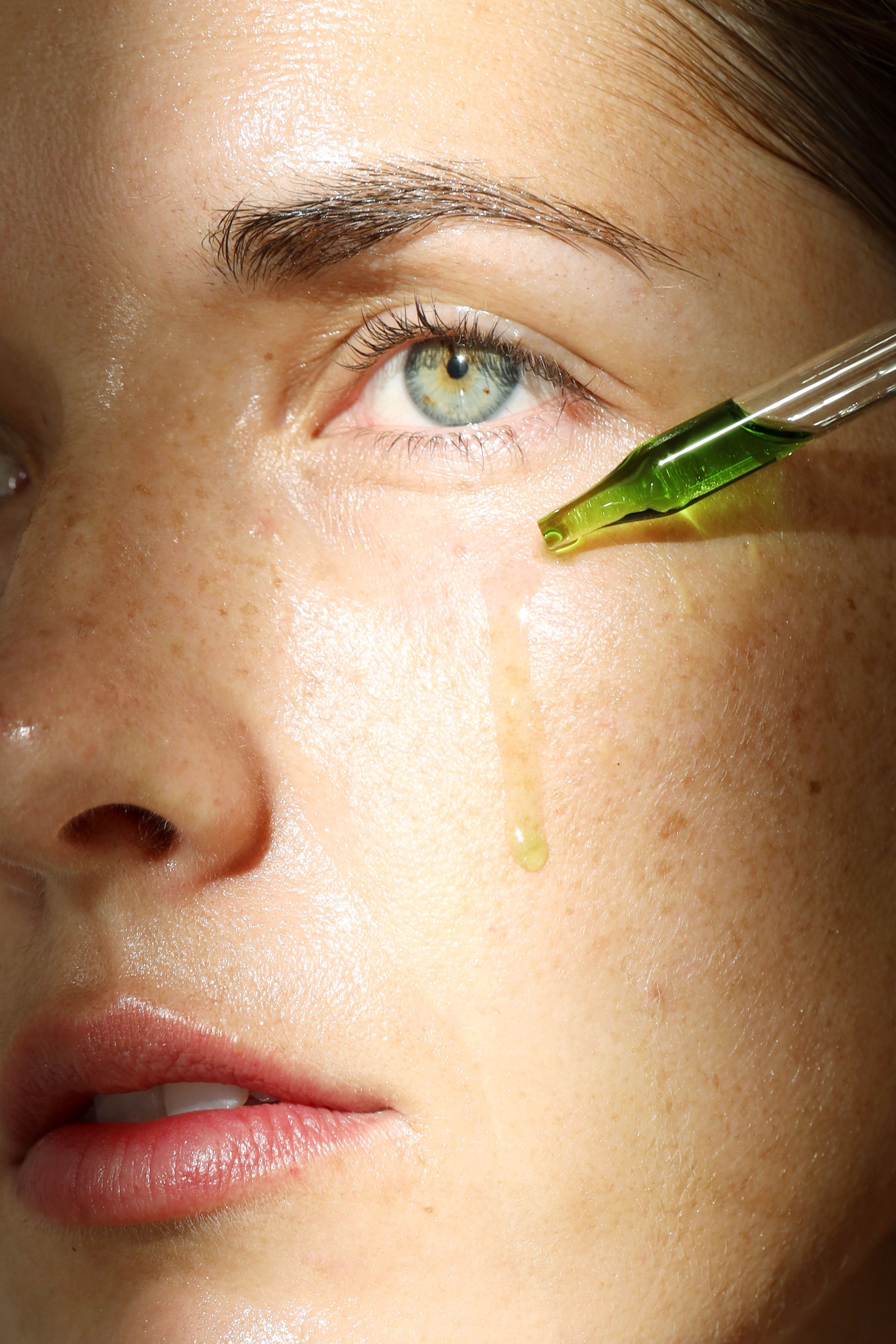 Photosynthesis Retinol Alternative Elixir + Limited Release Beauty Tool